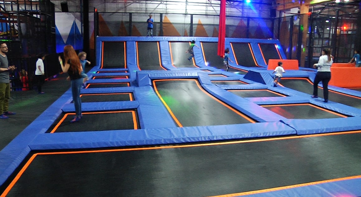 Parque de trampolines Summit Medellín